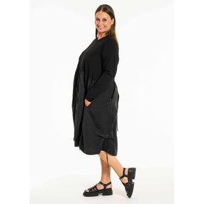 Gozzip Athie Black Dress