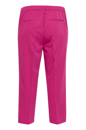 Kaffe Curve Sakira Crop Trousers in Fuchsia