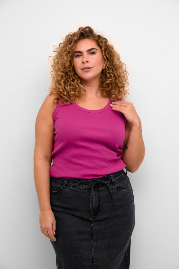 Kaffe Curve Carina Vest Top in Fuchsia