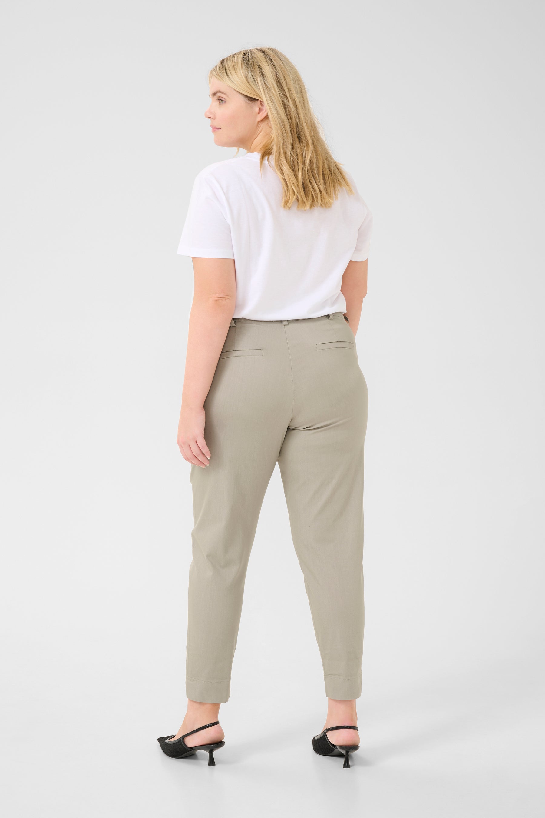 Kaffe Curve Leana Chino Pants in Grey