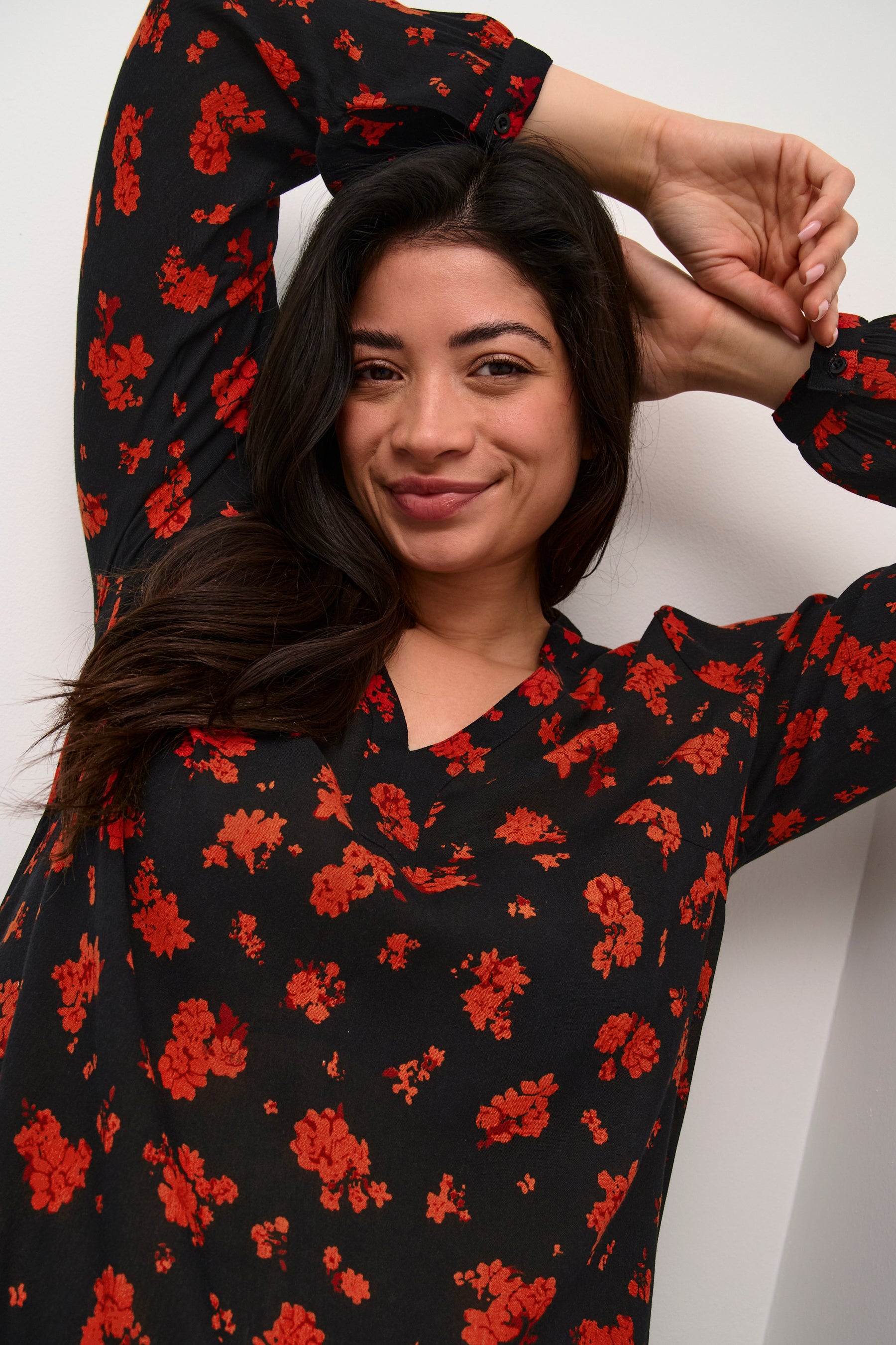 Kaffe Curve Ami Flower Blouse in Black/Red