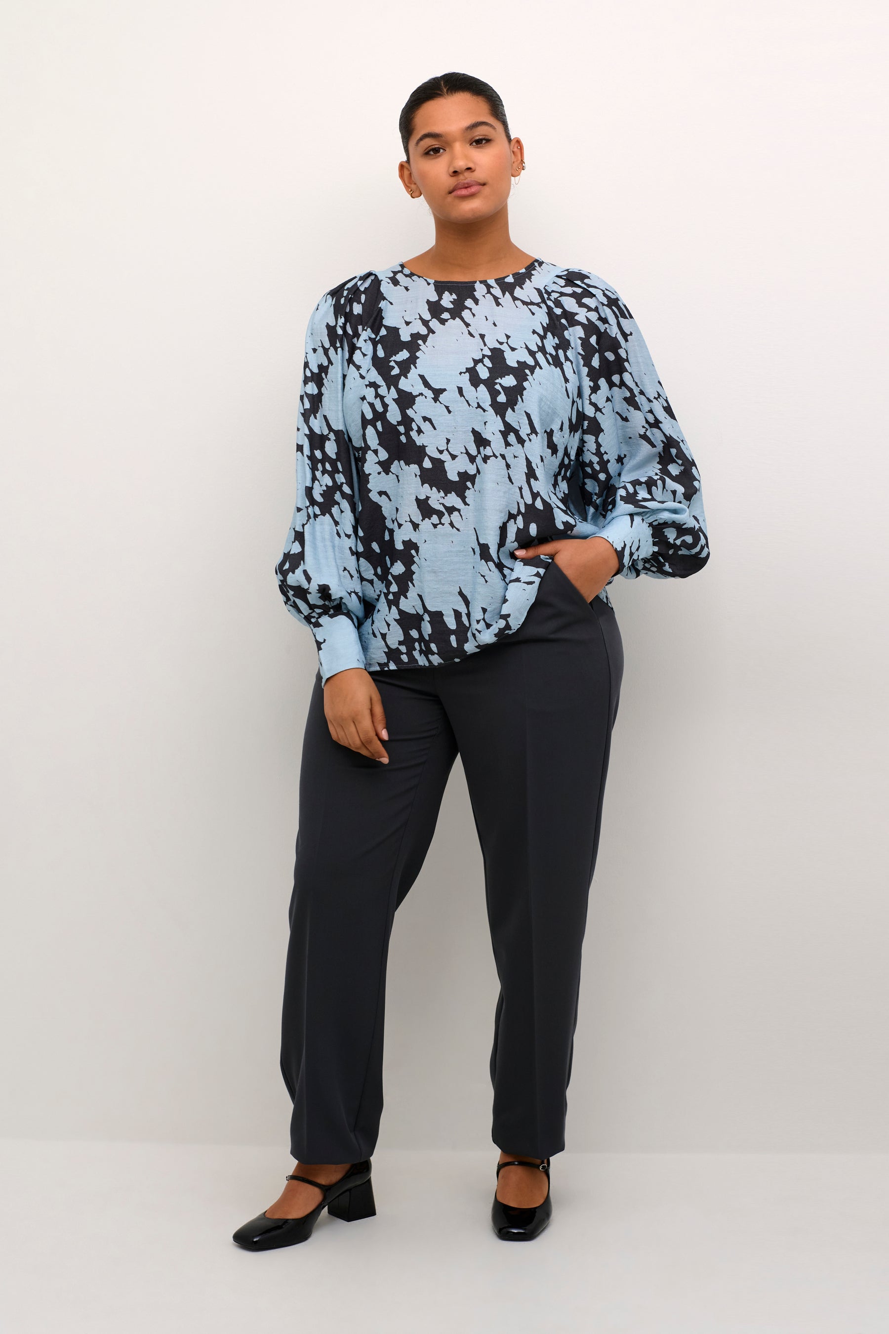 Kaffe Curve Luma Blouse in Blue