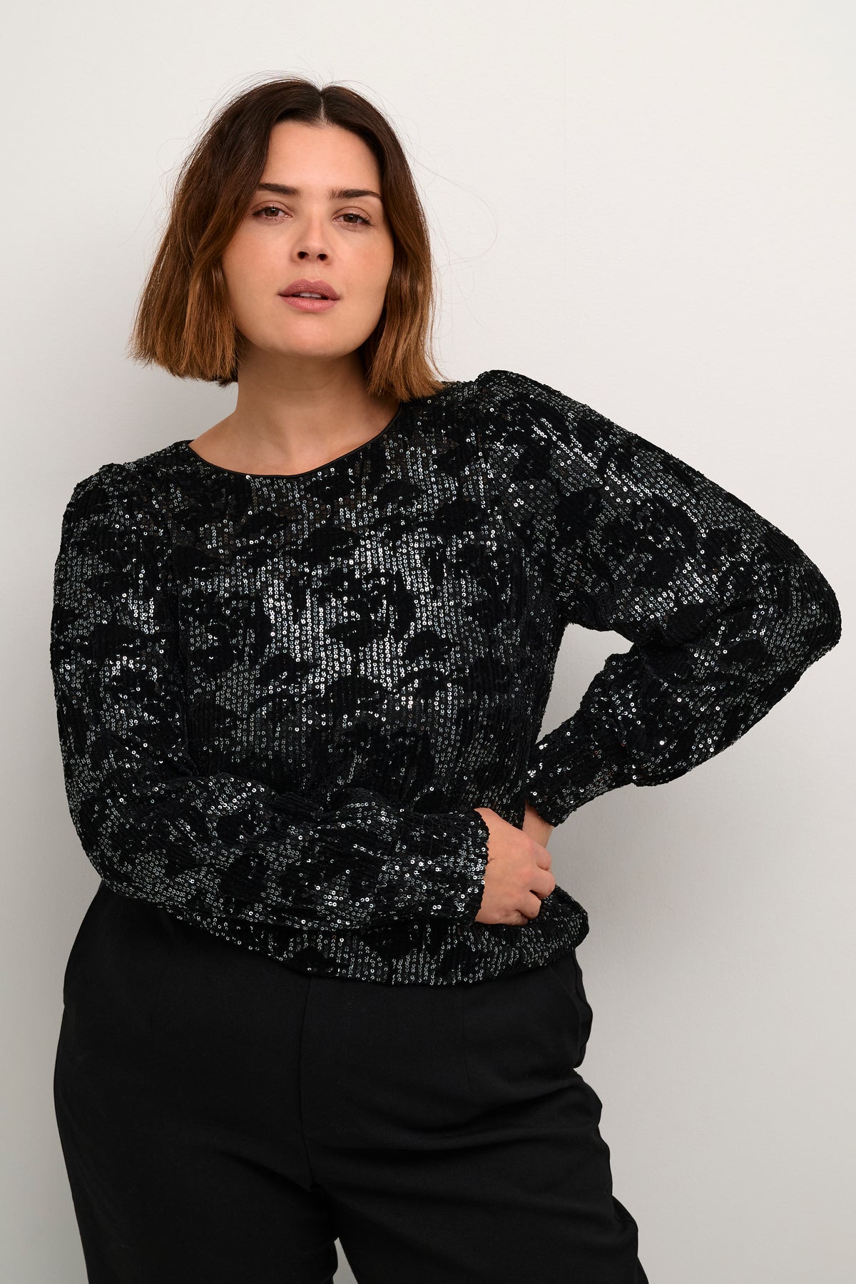 Kaffe Curve Brit Sequin Blouse in Black