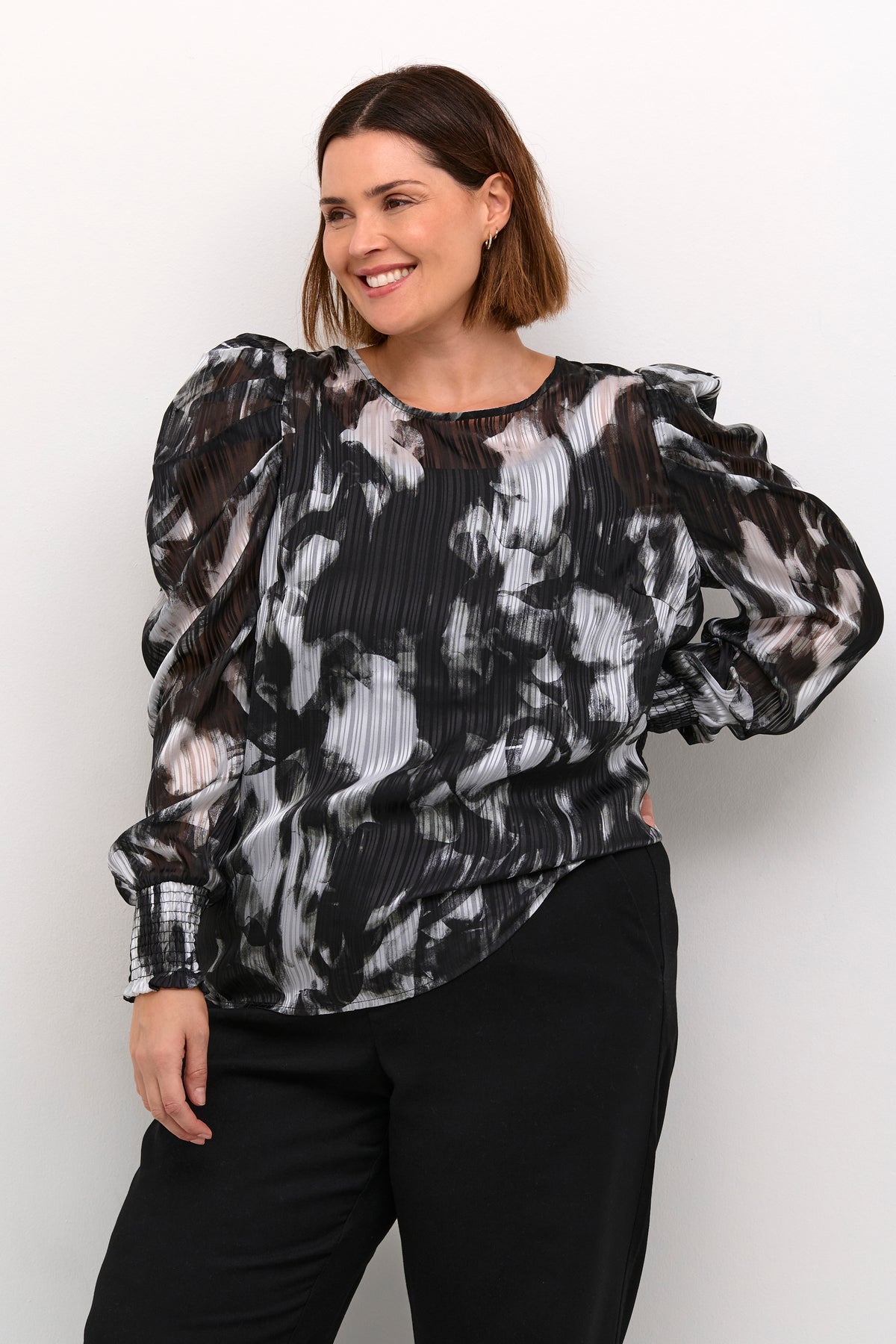 Kaffe Curve Liva Blouse in Black