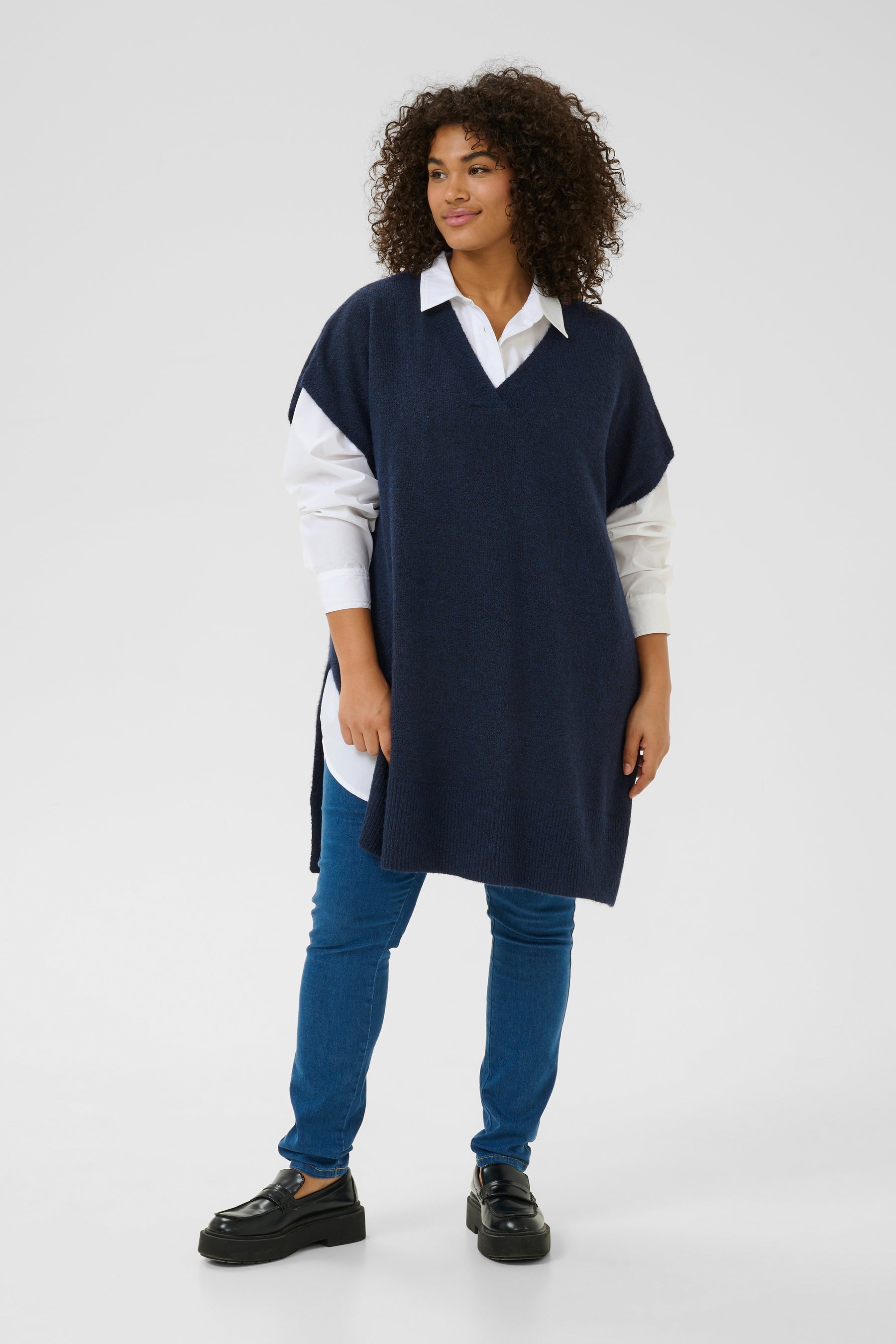 Kaffe Curve Annett Poncho in Navy