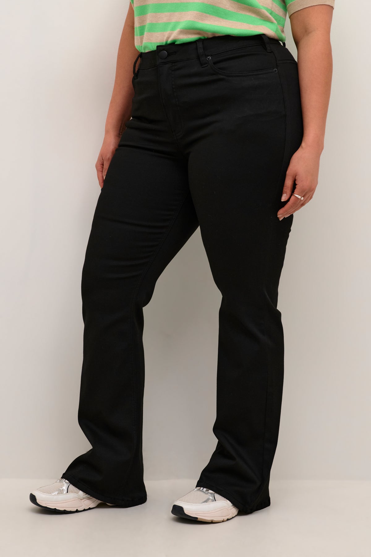 Kaffe Curve Dina Bootcut Jeans in Black