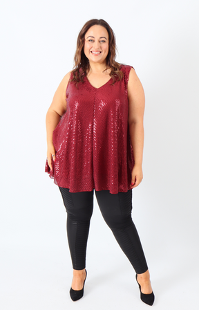 Elizabeth Sequin Vest Top in Wine