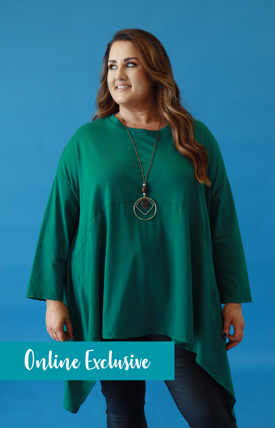 Olivia Dipped Side Top in Green