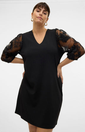 Vero Moda Curve Emmaly Dress in Black