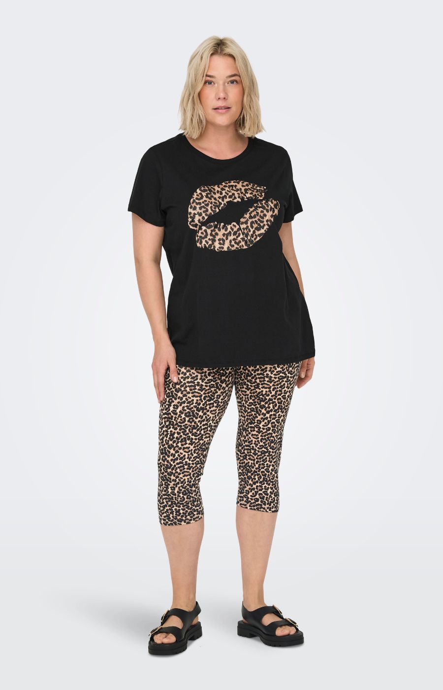 Only Carmakoma Leopard Print Capri Leggings