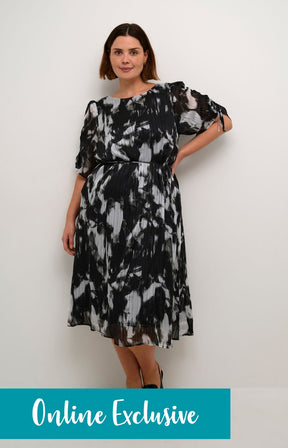 Kaffe Curve Liva Dress in Black