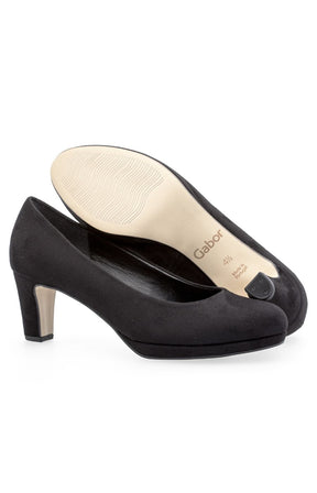 Gabor Platform Pumps in Black