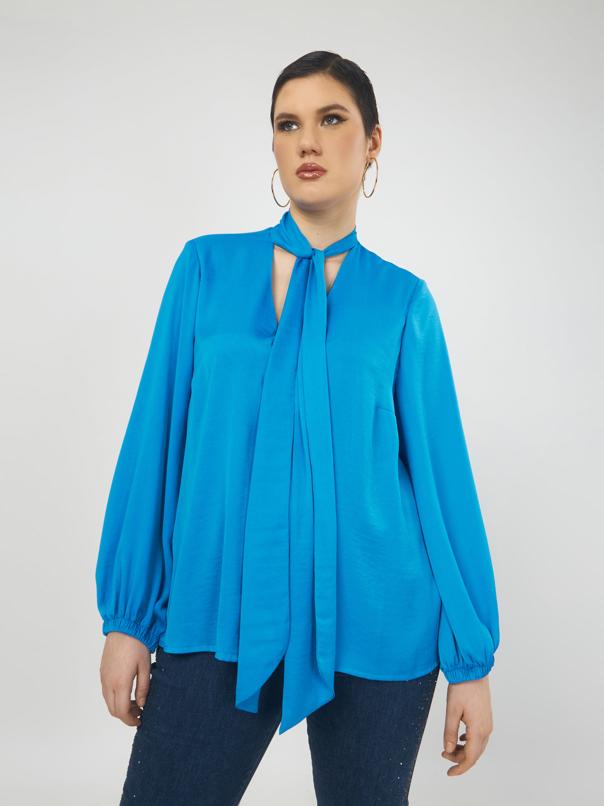 Mat Tie Neck Blouse in Turquoise