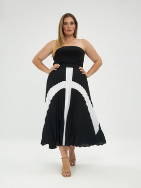 Mat Cross Black Skirt