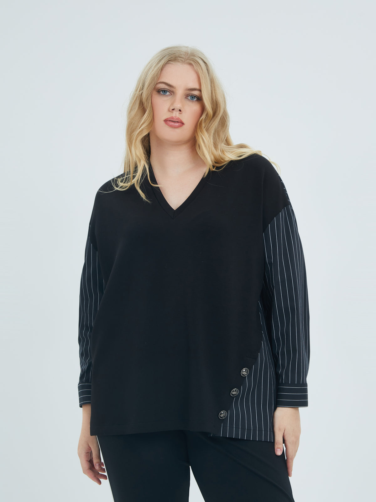 Mat Shirt Blouse in Black