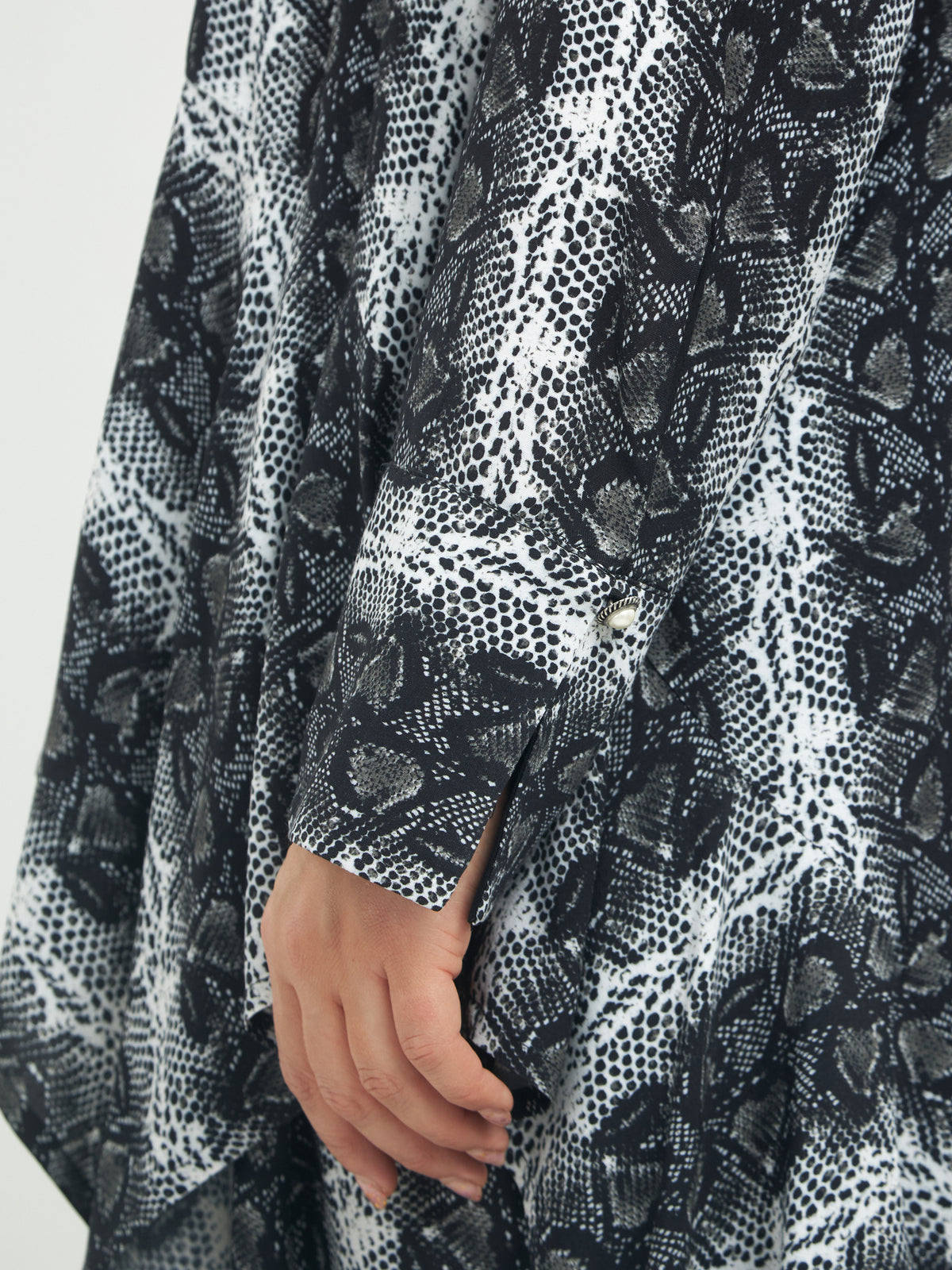 Mat Snake Print Tunic