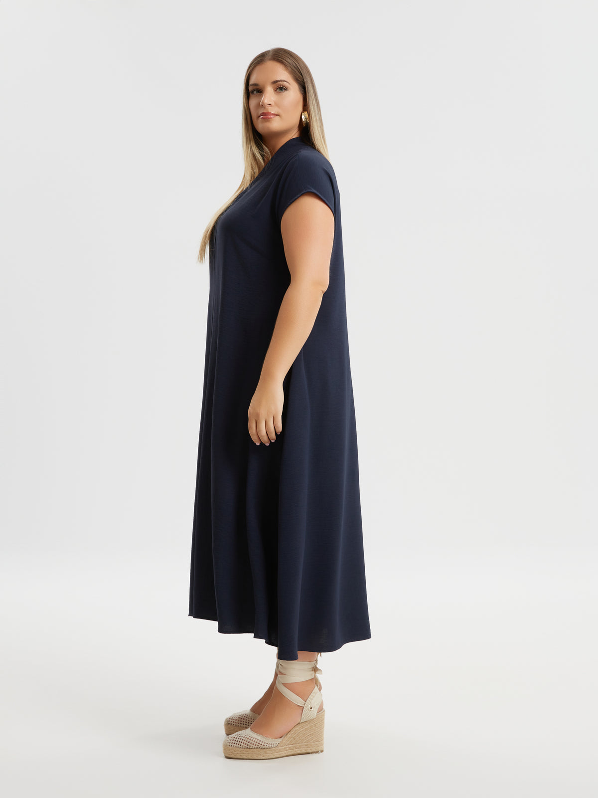 Mat V-Neck Maxi Dress in Navy