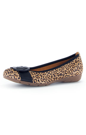 Gabor Leopard Print Pump