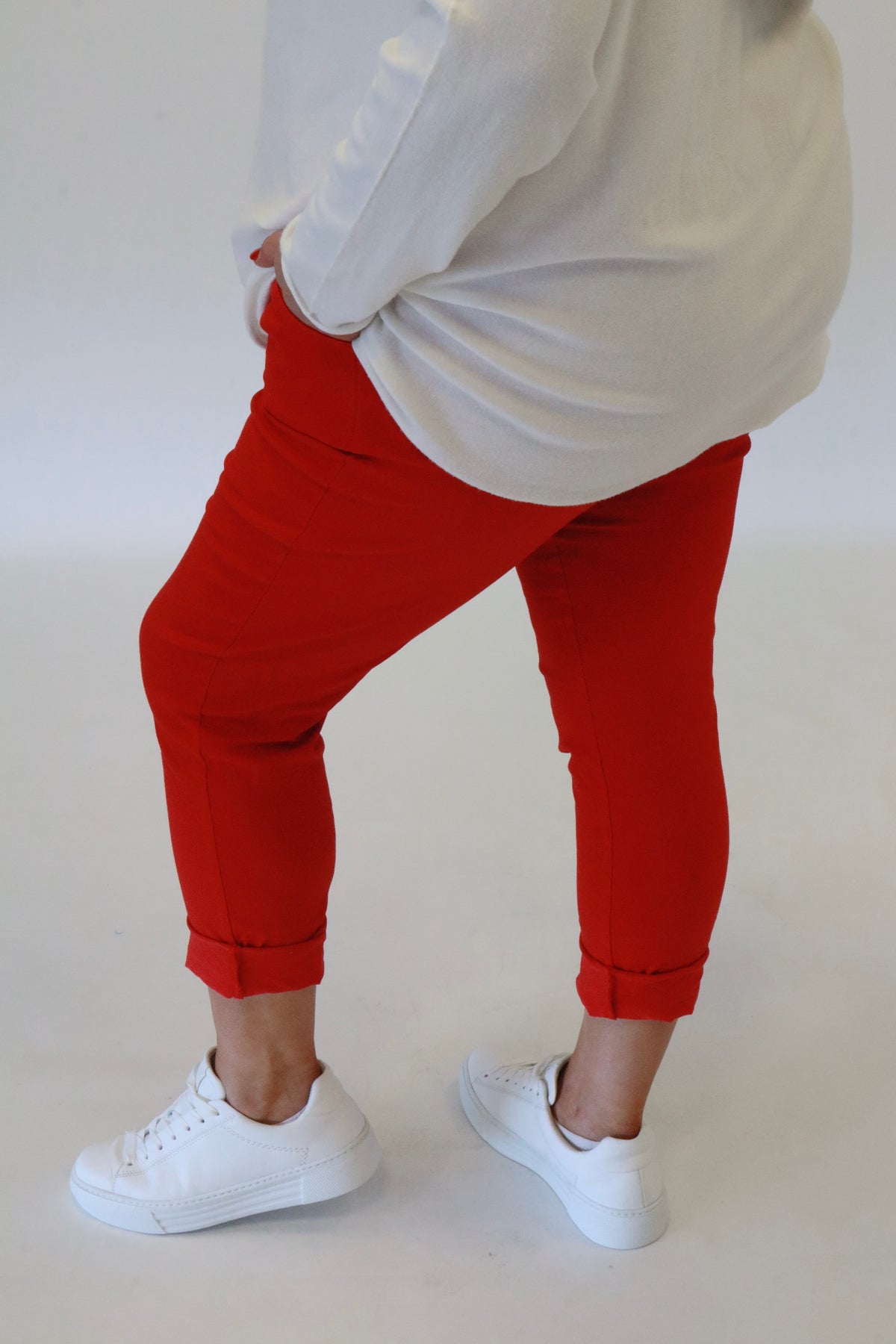 Grace Jogger in Red