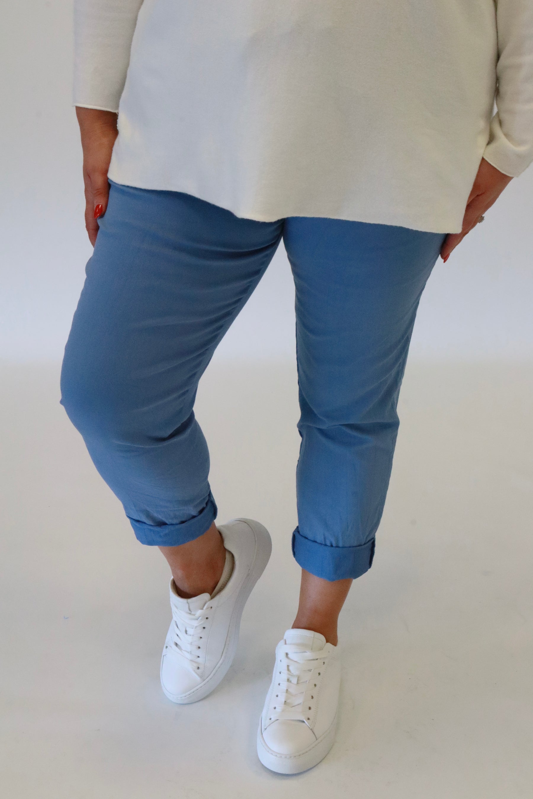 Grace Jogger in Blue