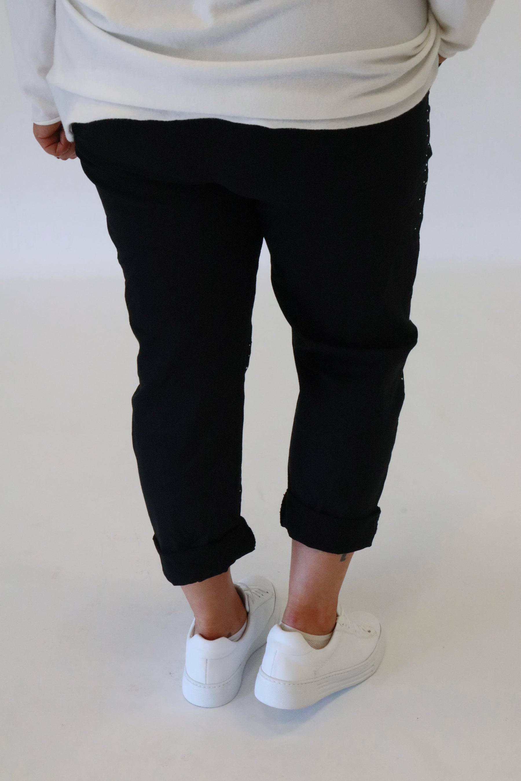 Grace Sparkle Jogger in Black