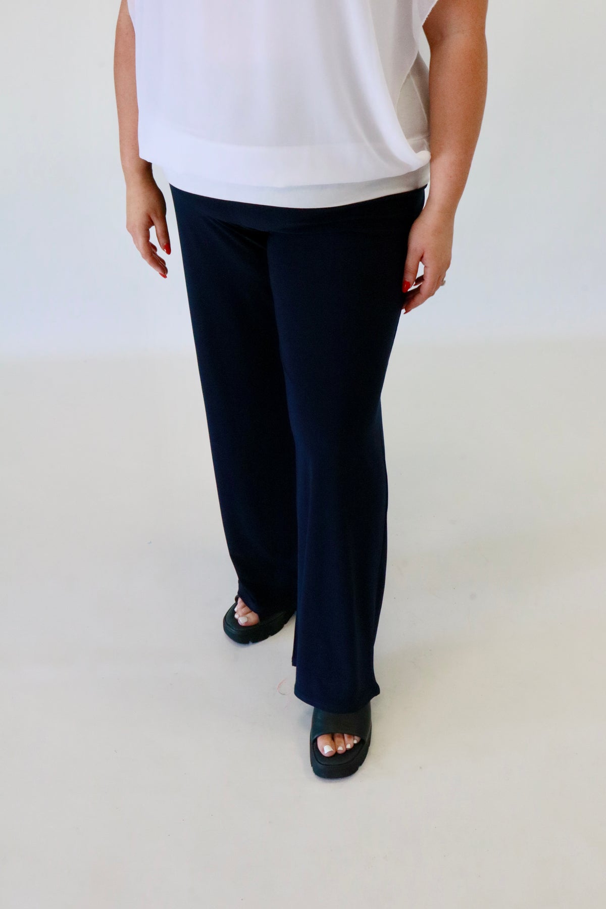 Pinns Wide Leg Trousers in Navy