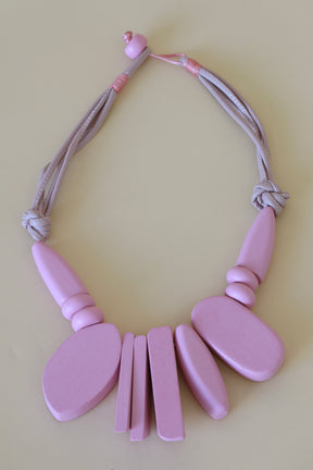 Liana Necklace in Pink