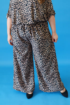 Emery Wide Trousers in Leopard Print