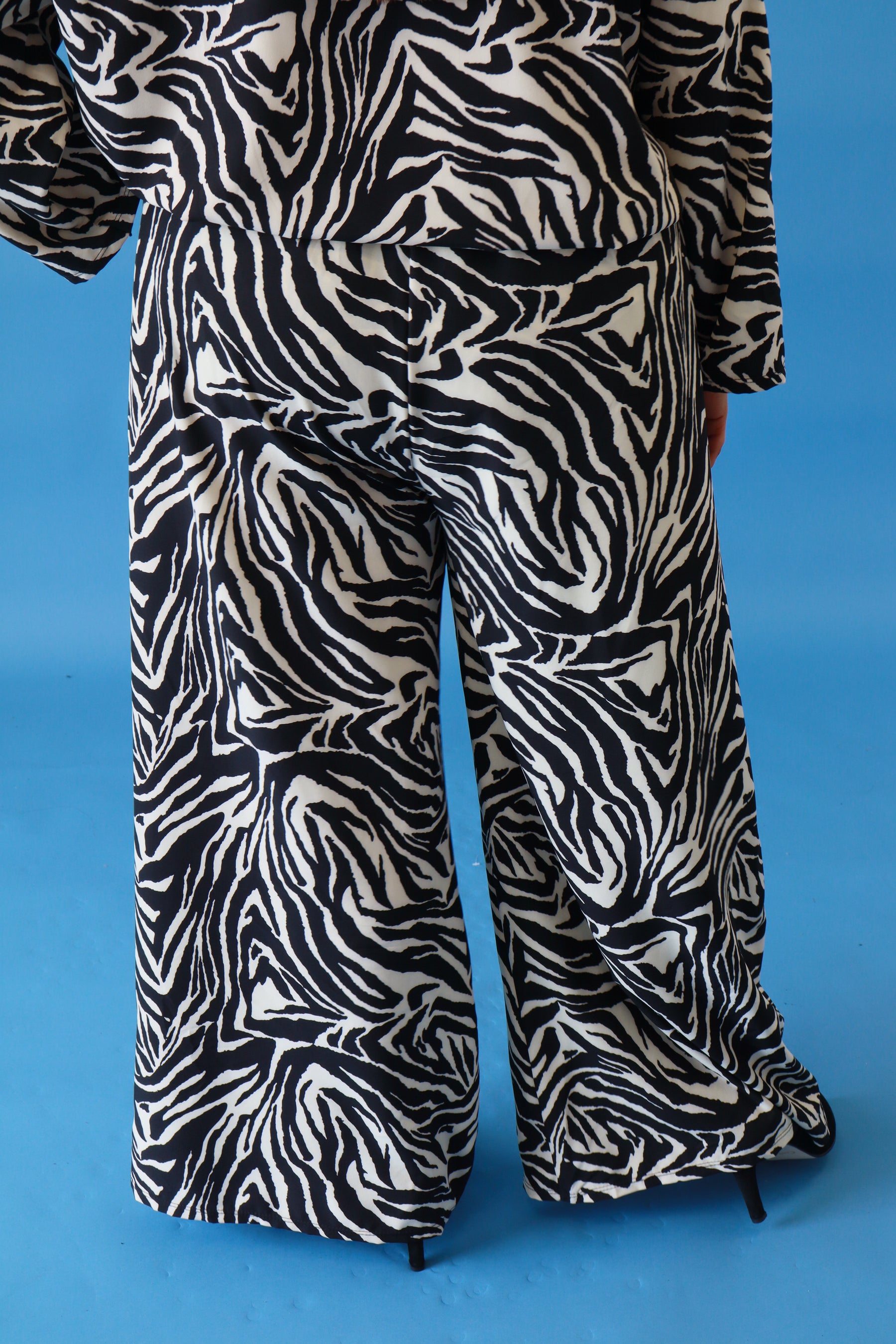 Emery Wide Trousers in Zebra Print