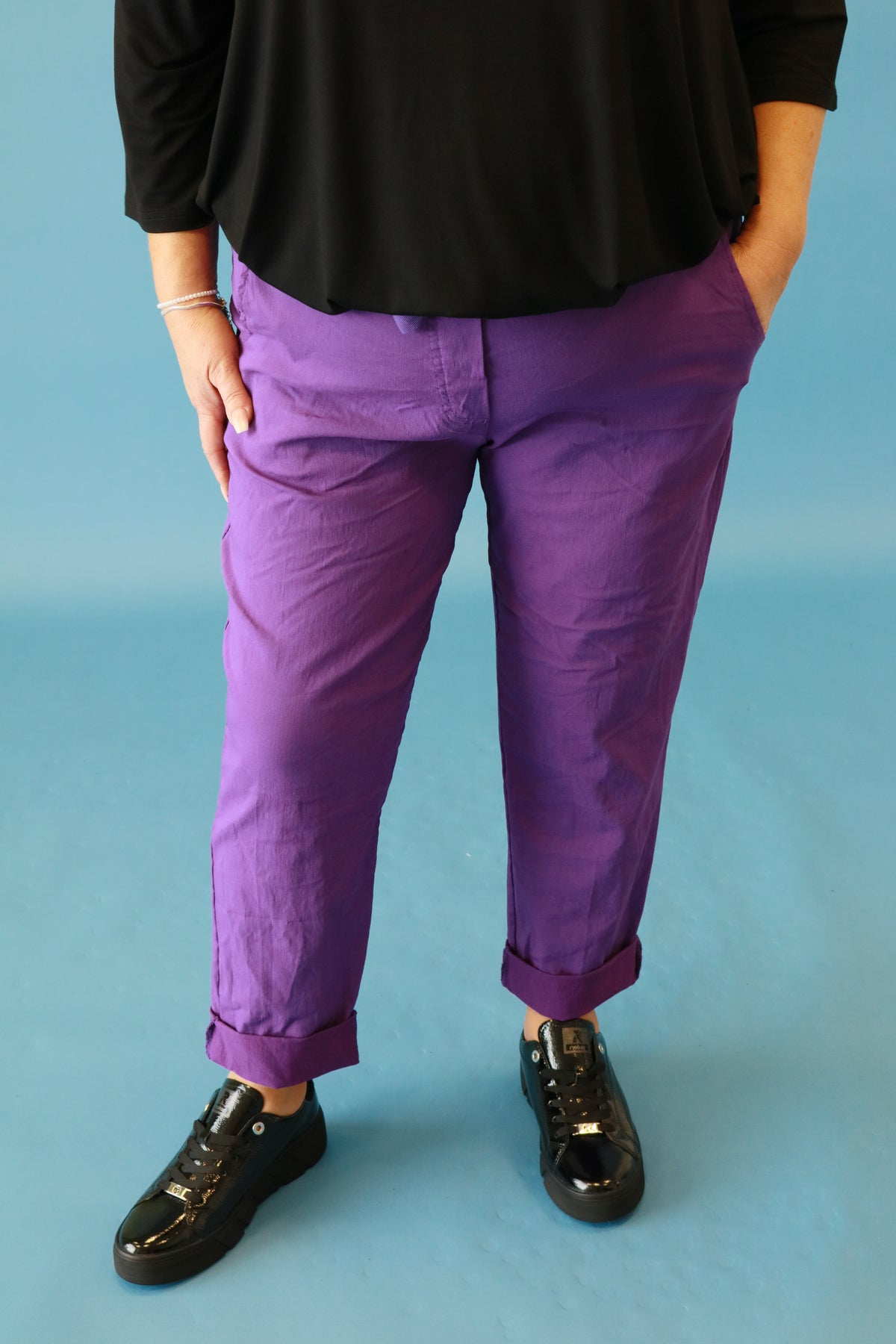 Heidi Jogger in Purple