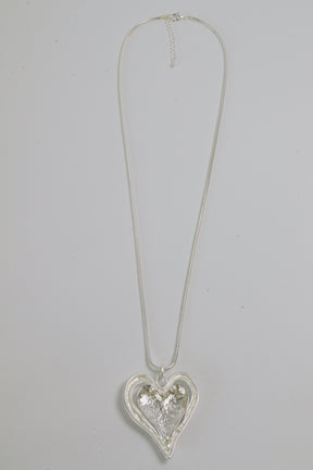 Anna Heart Necklace in Silver