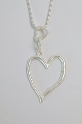 Ivy Heart Necklace in Silver