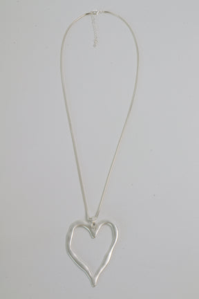 Lyla Heart Necklace in Matte Silver