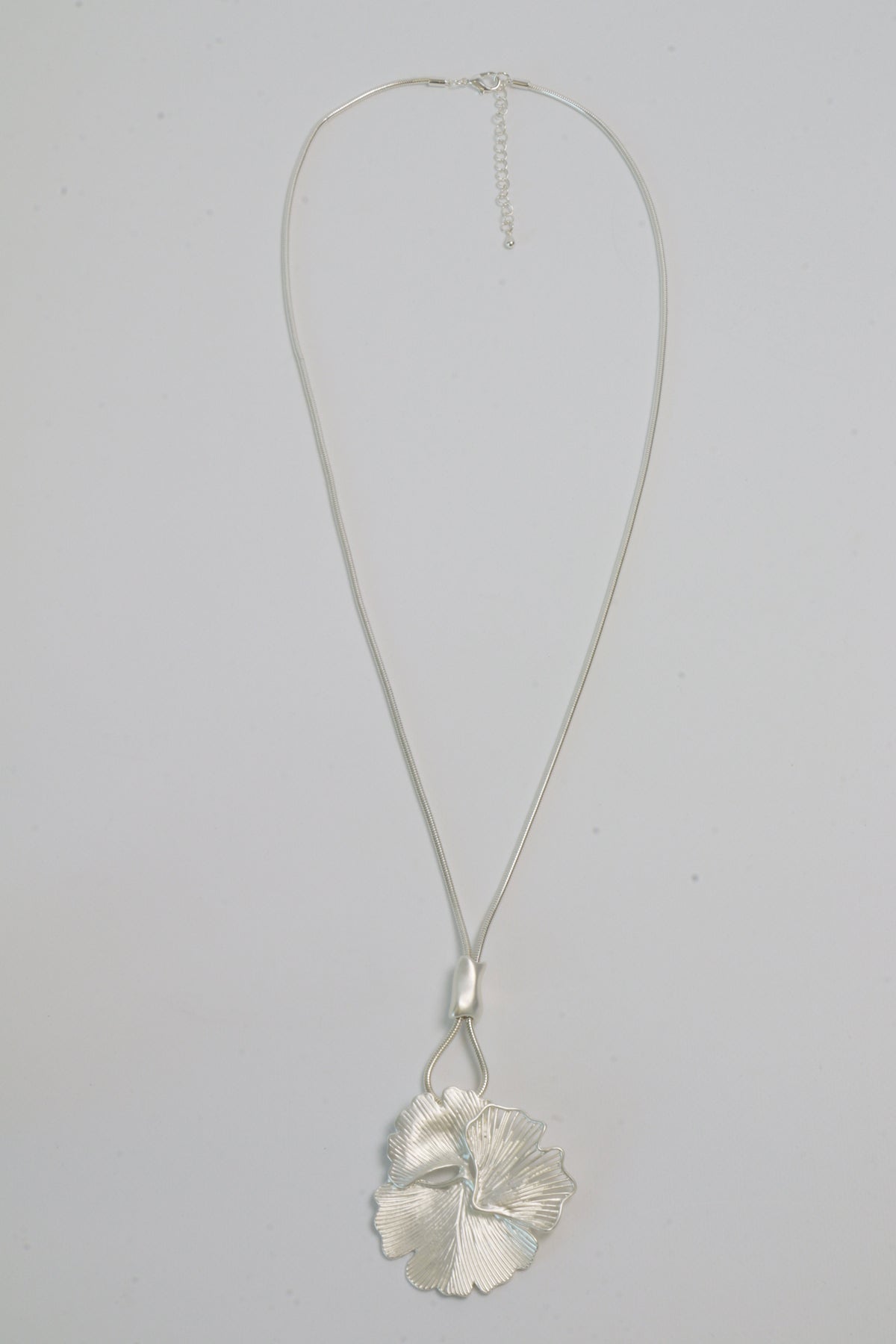 Poppy Necklace in Silver