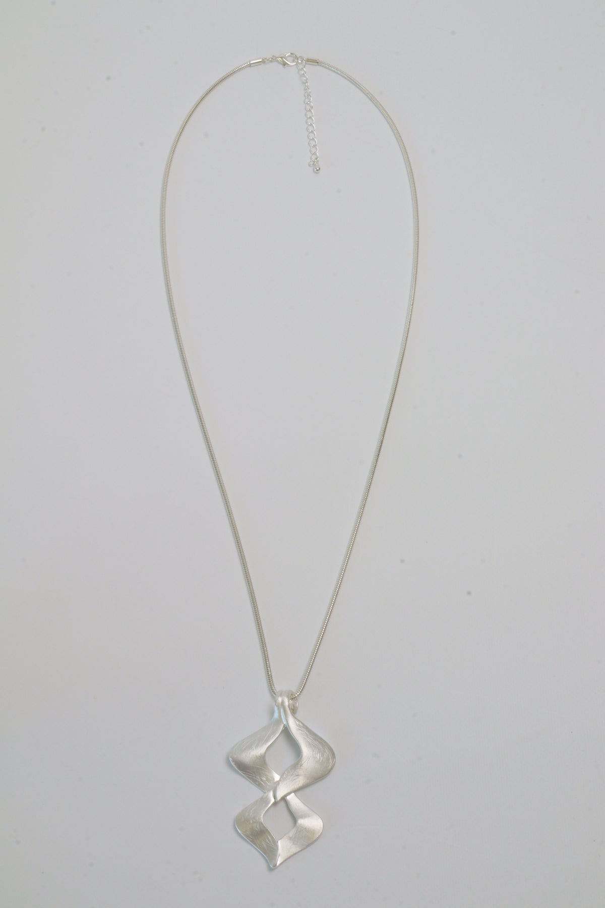 Posey Necklace in Silver