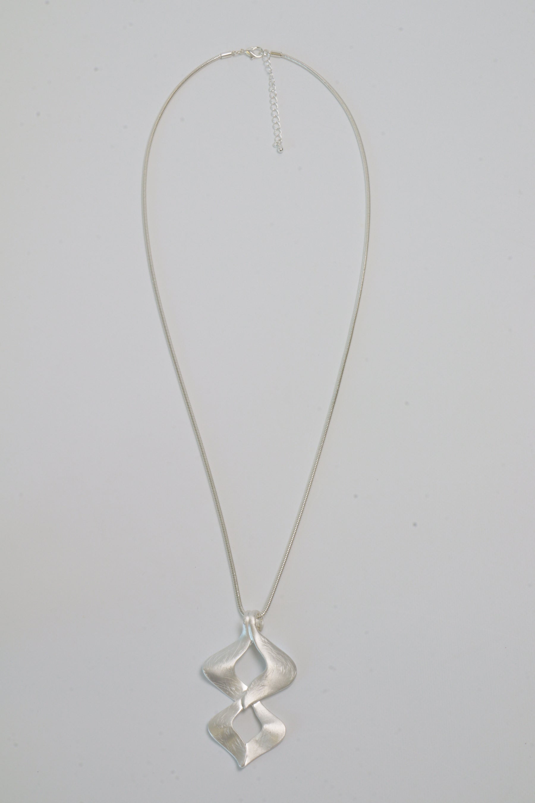 Posey Necklace in Silver