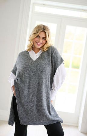 Kaffe Curve Annett Poncho in Grey