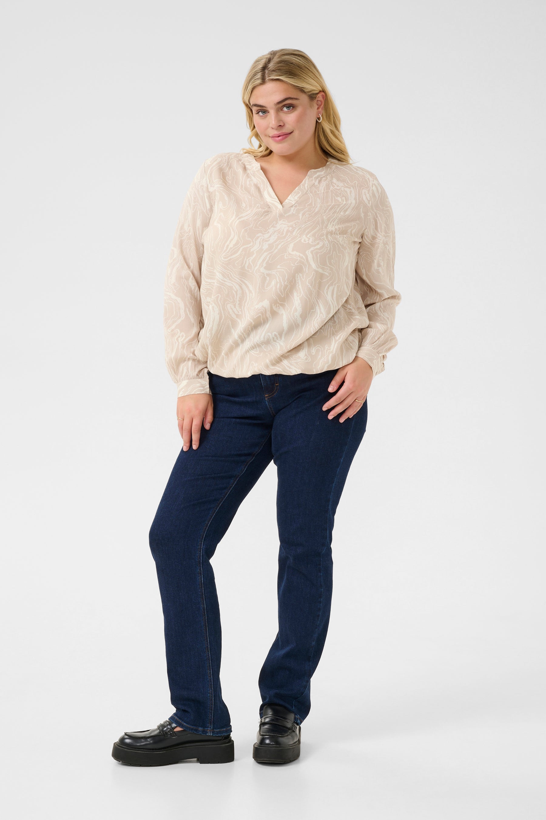 Kaffe Curve Diana Blouse in Beige