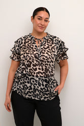 Kaffe Curve Saphia Blouse in Leopard