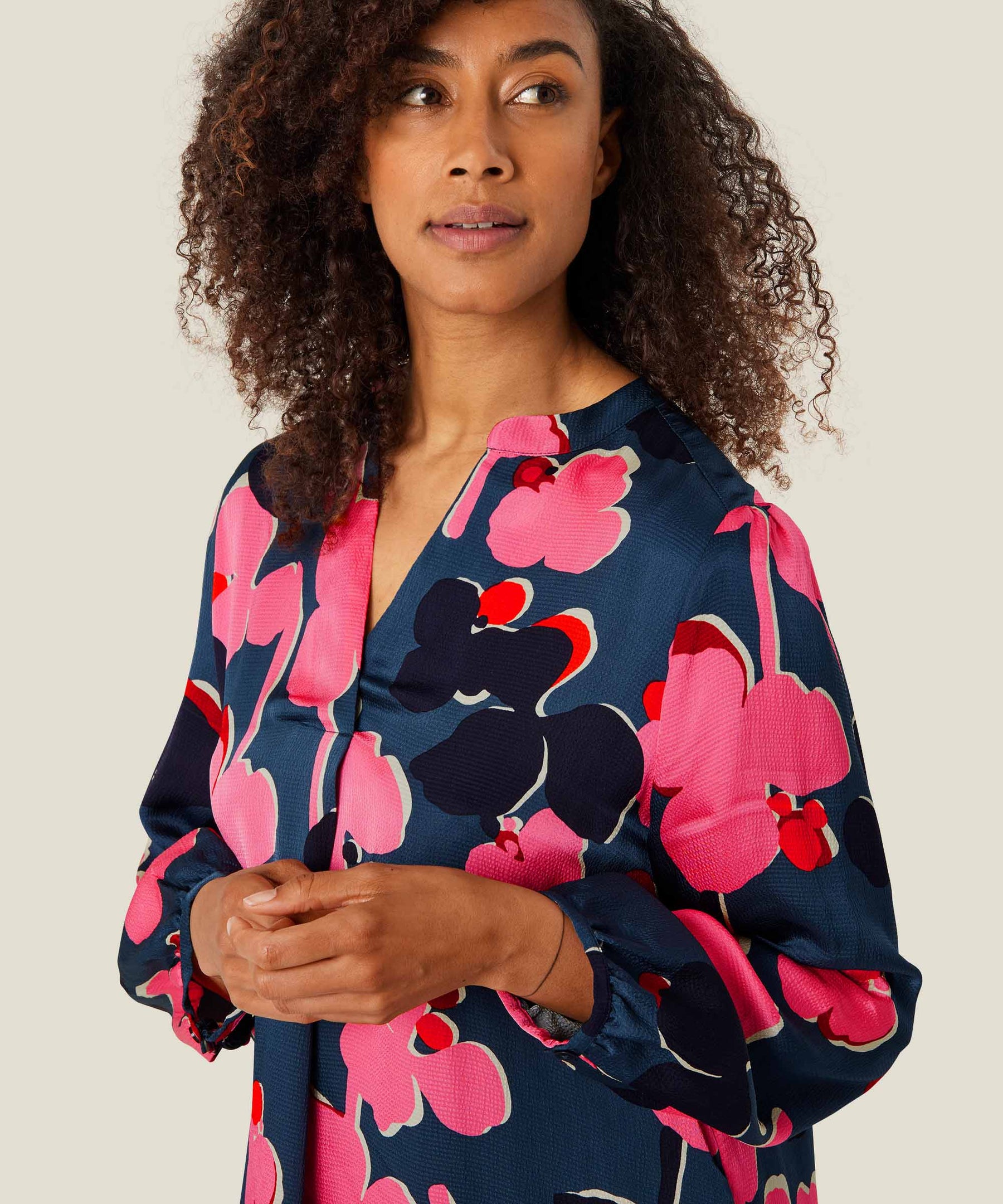 Masai Gene Tunic in Navy/Pink