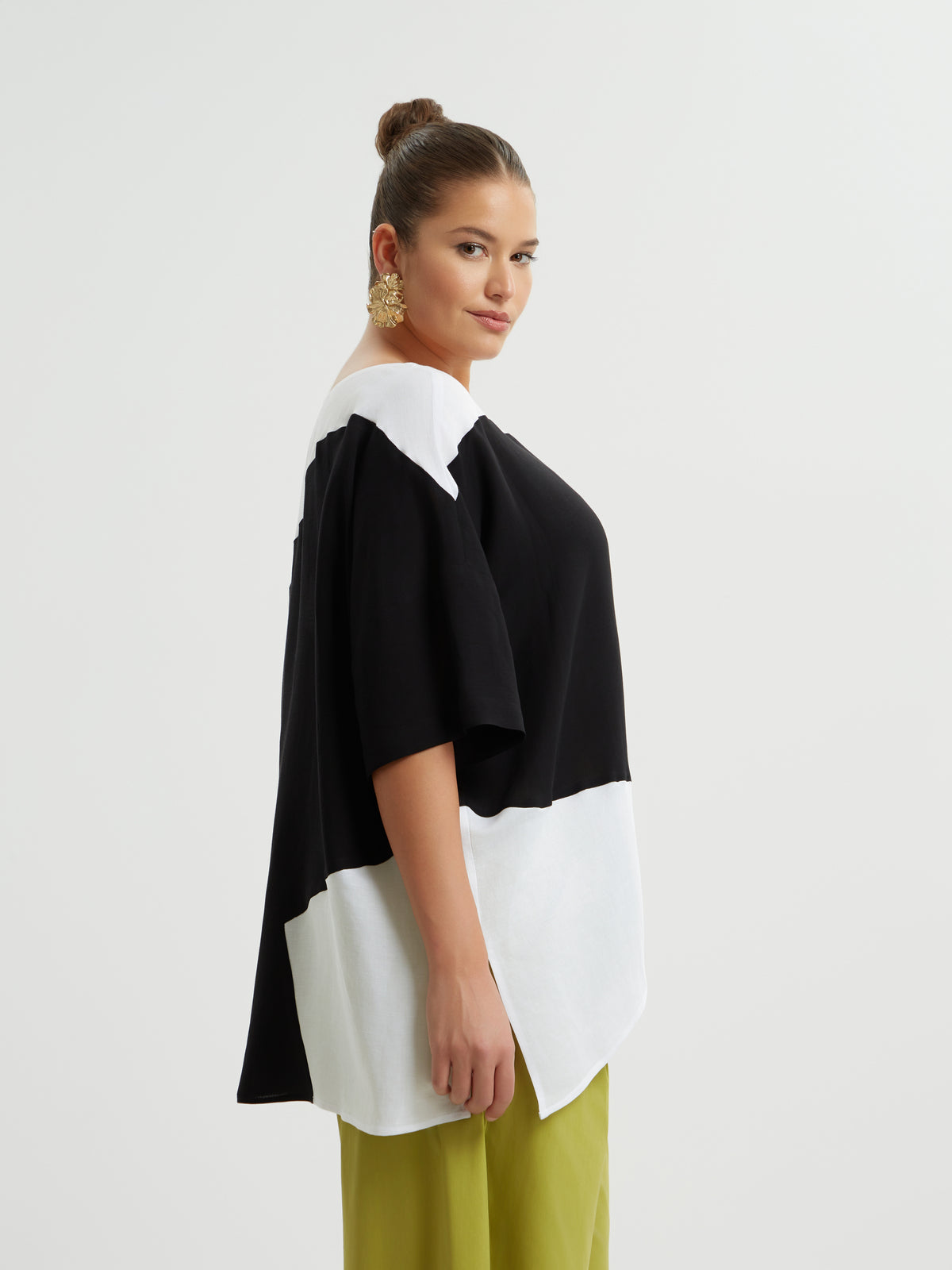 Mat Black and White Blouse