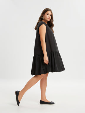 Mat Bubble Hem Dress in Black