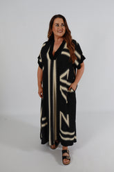 Mat Maxi Dress in Black/Beige