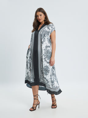 Mat Print Dress in White/Black