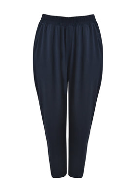 Mat Tapered Trousers in Navy