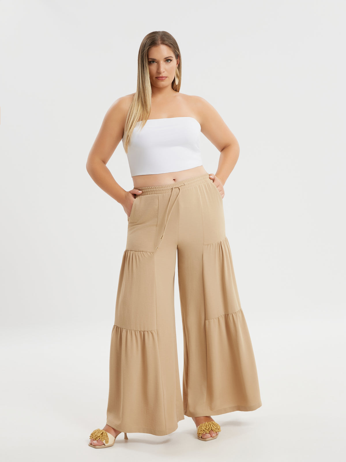 Mat Tiered Trouser in Beige