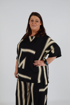 Mat Tunic in Black/Beige