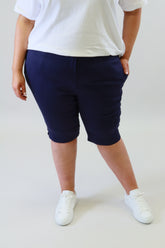 Mellomi Teagan Shorts in Navy