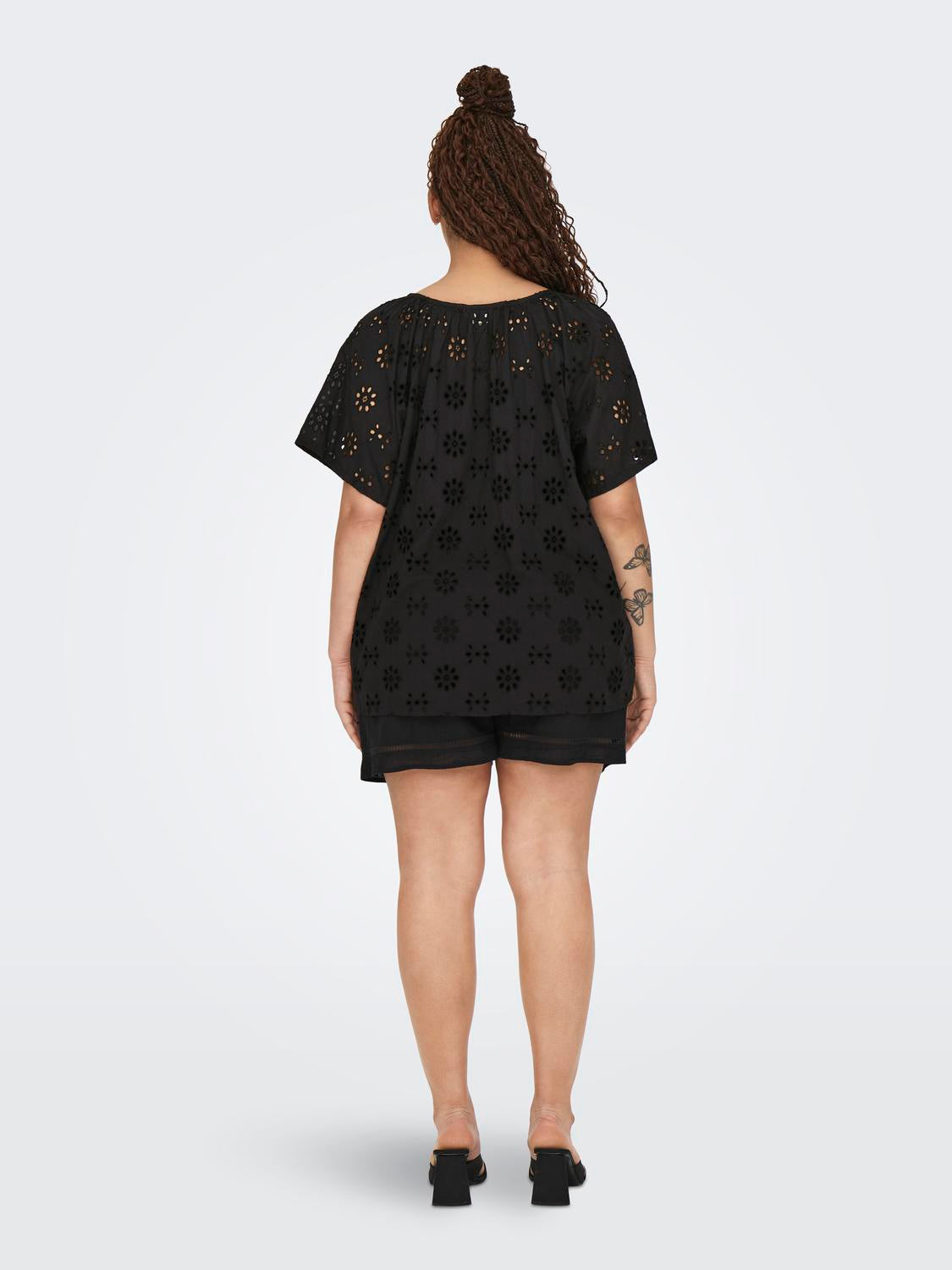 Only Carmakoma Lix Embroidered Top