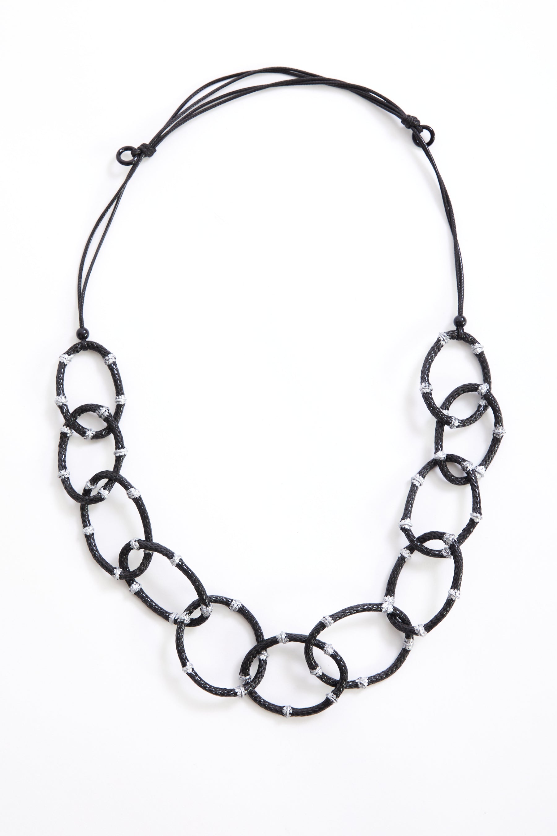 Ora Loop Necklace in Black and Silver